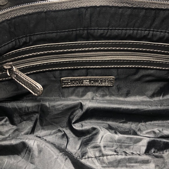 LikeNew Vintage Tommy Hilfiger Gray Shoulder Purse - Picture 14 of 16